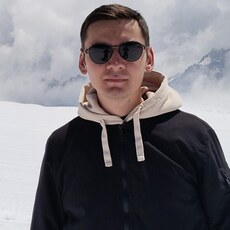Никон, 31, Любим