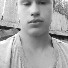 Ростислав, 22, Надым