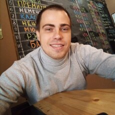 Лёня, 28, Амвросиевка