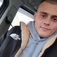 Вячеслав, 24, Ефремов