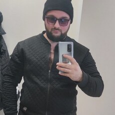 Вова, 26, Червонопартизанск