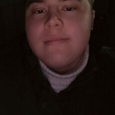 Афанасий, 20, Губаха