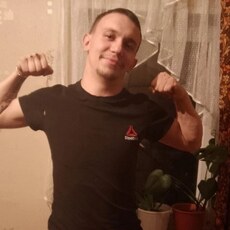 Альбик, 22, Волжский