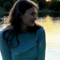 Нелли, 21, Еманжелинск