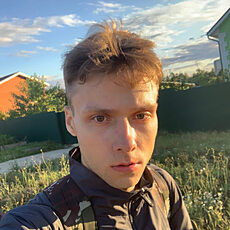 Лёня, 28, Томск