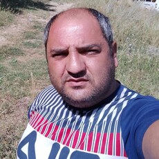 Анатолий, 39, Новоаннинский
