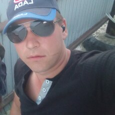 Давид, 22, Юнокоммунаровск