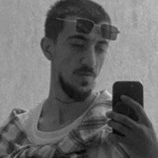 Эмиль, 26, Красногорск