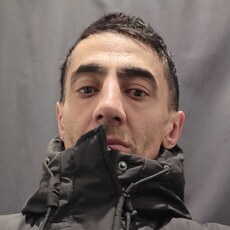 Владлен, 33, Новогродовка
