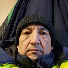 Паша, 47, Саки