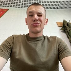 Константин, 25, Вилючинск