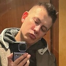 Адриан, 27, Зерноград