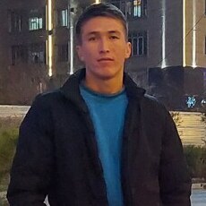 Владимир, 28, Полярный