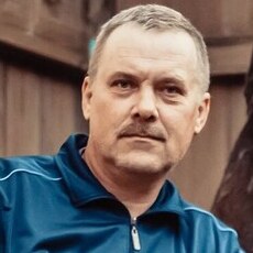 Илья, 56, Зуевка