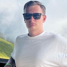Альбик, 24, Россошь