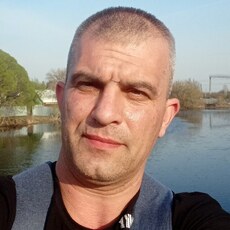 Григорий, 42, Северск (ДНР)