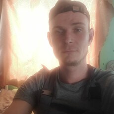 Алексей, 30, Новая Каховка