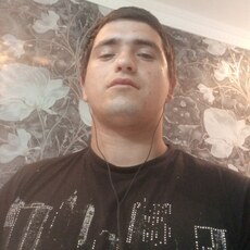 Эдик, 23, Беслан