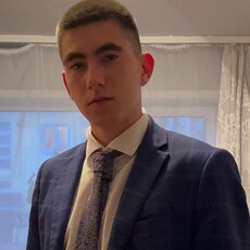 Василий, 21, Карабулак