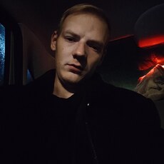 Гена, 26, Междуреченск