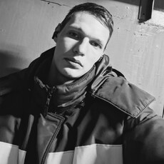 Родя, 24, Екатеринбург