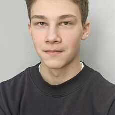 Вадик, 20, Дятьково