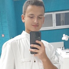 Владлен, 25, Ижевск