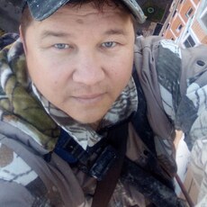 Ростислав, 47, Мезень