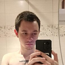 Фёдор, 21, Омск