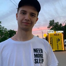 Арсений, 23, Южно-Сухокумск