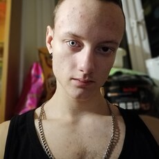 Всеволод, 21, Артём