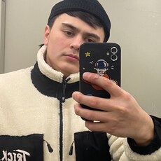 Игнат, 21, Дзержинск (Нижегородская область)