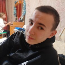 Илья, 20, Кстово