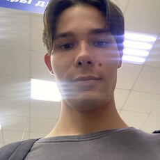 Афанасий, 21, Кубинка