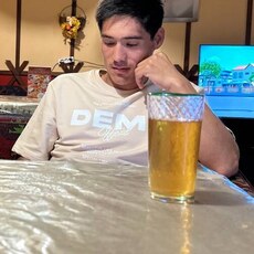 Александр, 27, Марьинка