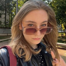 Дина, 20, Миллерово