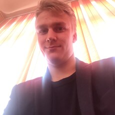 Богдан, 20, Починок