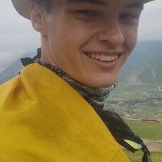 Эдик, 21, Озёрск (Челябинская область)