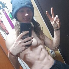 Альберт, 24, Вахрушево