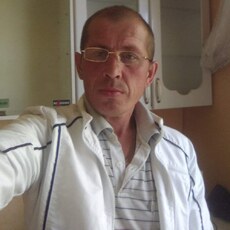 Илья, 47, Новосиль