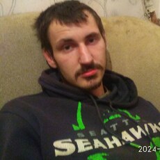 Максим, 27, Торжок