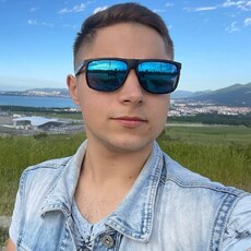 Максим, 23, Ейск