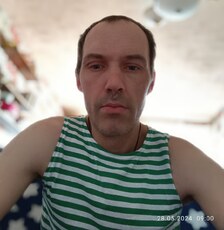 Веня, 42, Дубовка