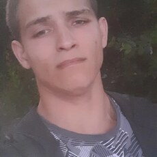 Матвей, 22, Лагань