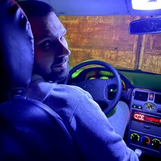 Роман, 29, Омск