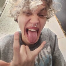 Артёмий, 19, Пласт