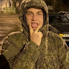 Эдуард, 19, Навашино