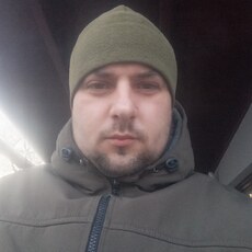 Оскар, 26, Бабаево