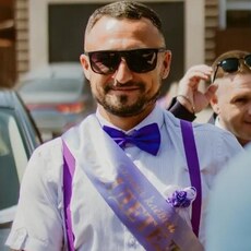 Эдик, 32, Керчь