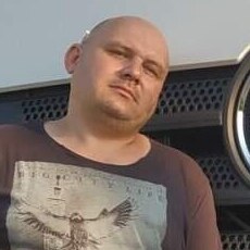 Гриша, 47, Молодогвардейск
